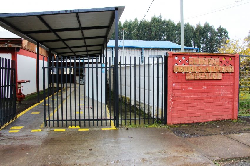 Falsa alarma por pitanza provoca evacuación total en Liceo Andrés Alcázar de Tucapel