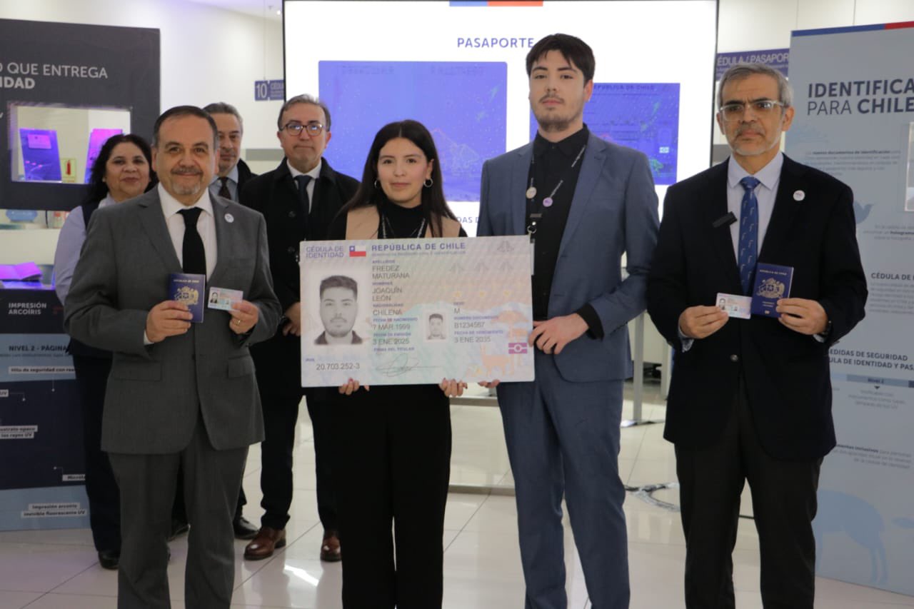 Presentan Nuevas Cédulas de Identidad y Pasaportes con Avanzadas Medidas de Seguridad