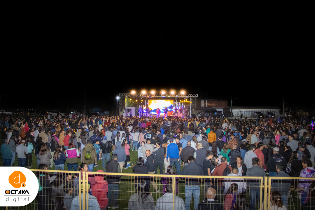 Festival La Laguna 2025 encanto a la multitud con música y talento en Trupán
